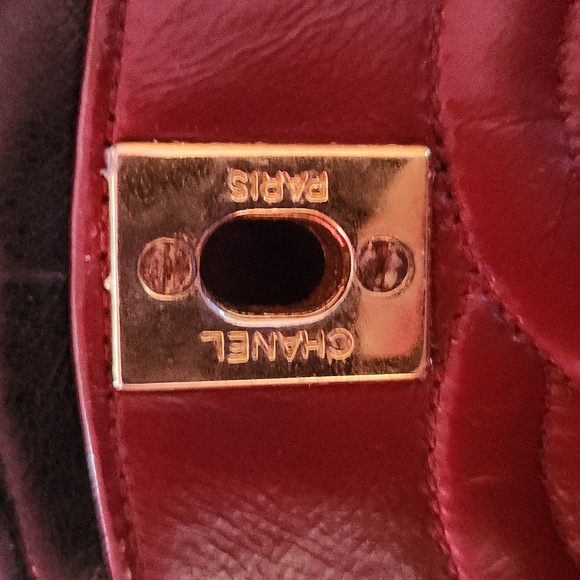 Chanel Shoulder Bag - Picture 7 of 12